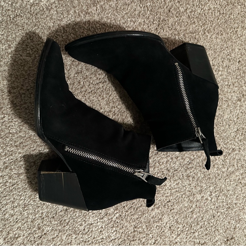 Dolce Vita Black “RAIMI” Booties 7